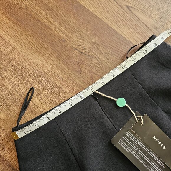 AKRIS Lightweight Wool Blend Knee-Length Pencil Skirt US 6, Black - Picture 3 of 13